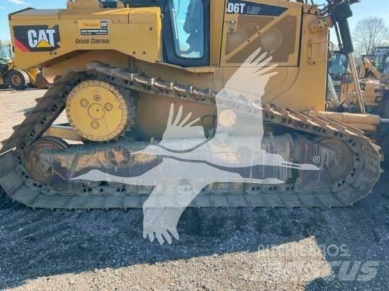 CAT D6T Bouteurs sur chenilles