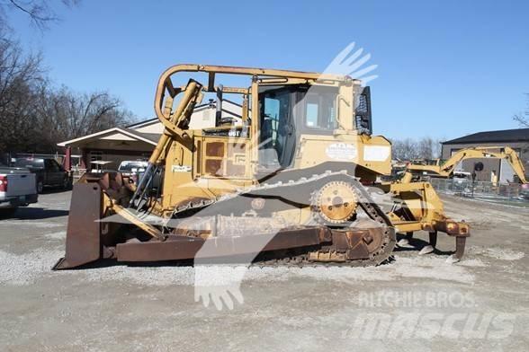 CAT D6T XL Bouteurs sur chenilles