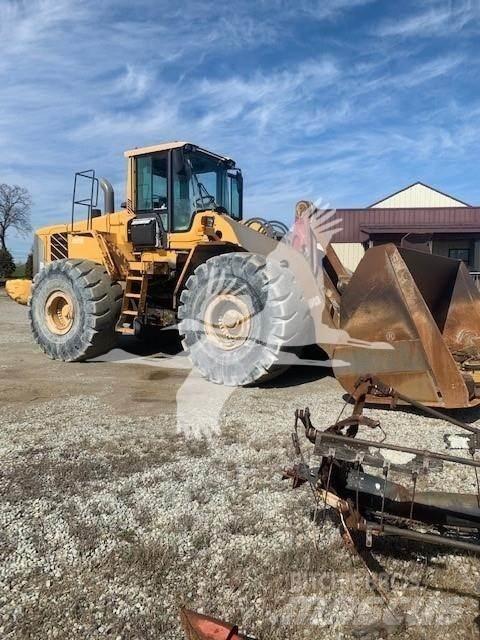 Volvo L220F Chargeuse sur pneus