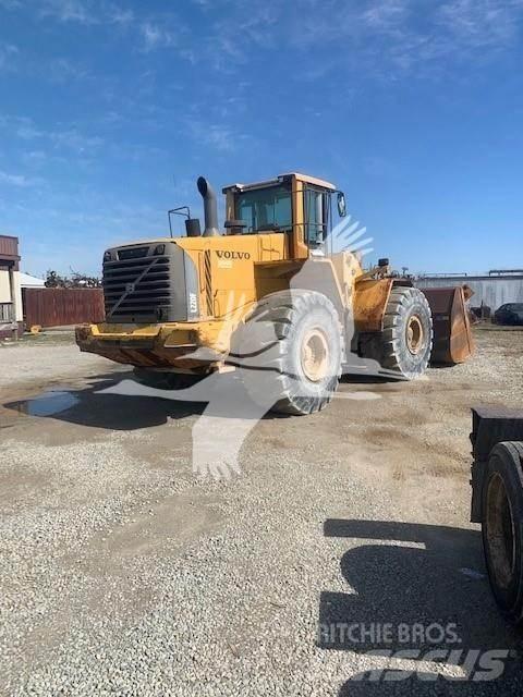 Volvo L220F Chargeuse sur pneus