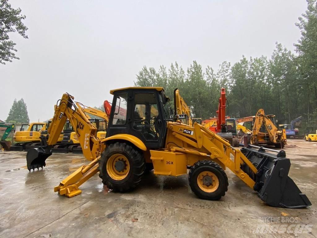JCB 3CX Tractopelle
