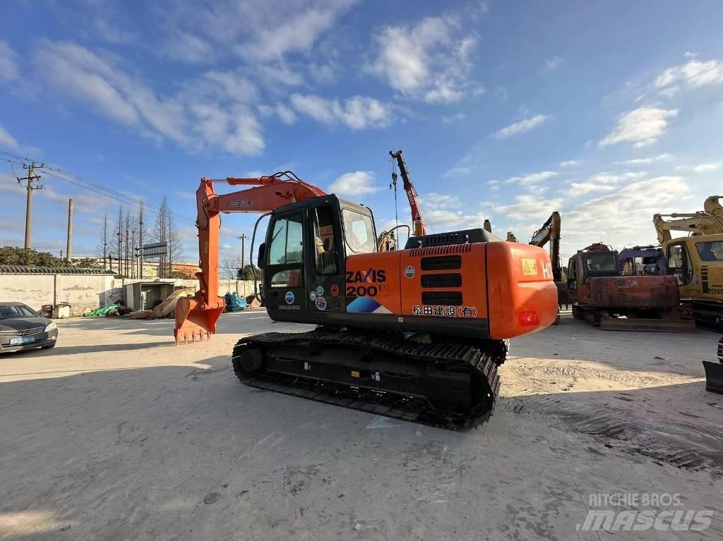 Hitachi ZX 200 Mini pelle < 7t