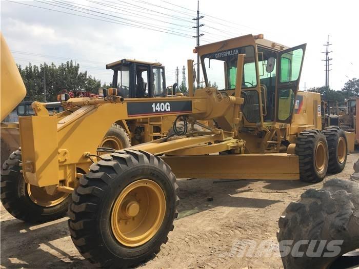 CAT 140 G Niveleuse