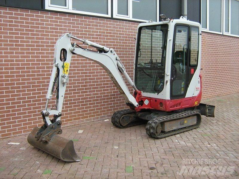 Takeuchi TB216 Mini pelle < 7t