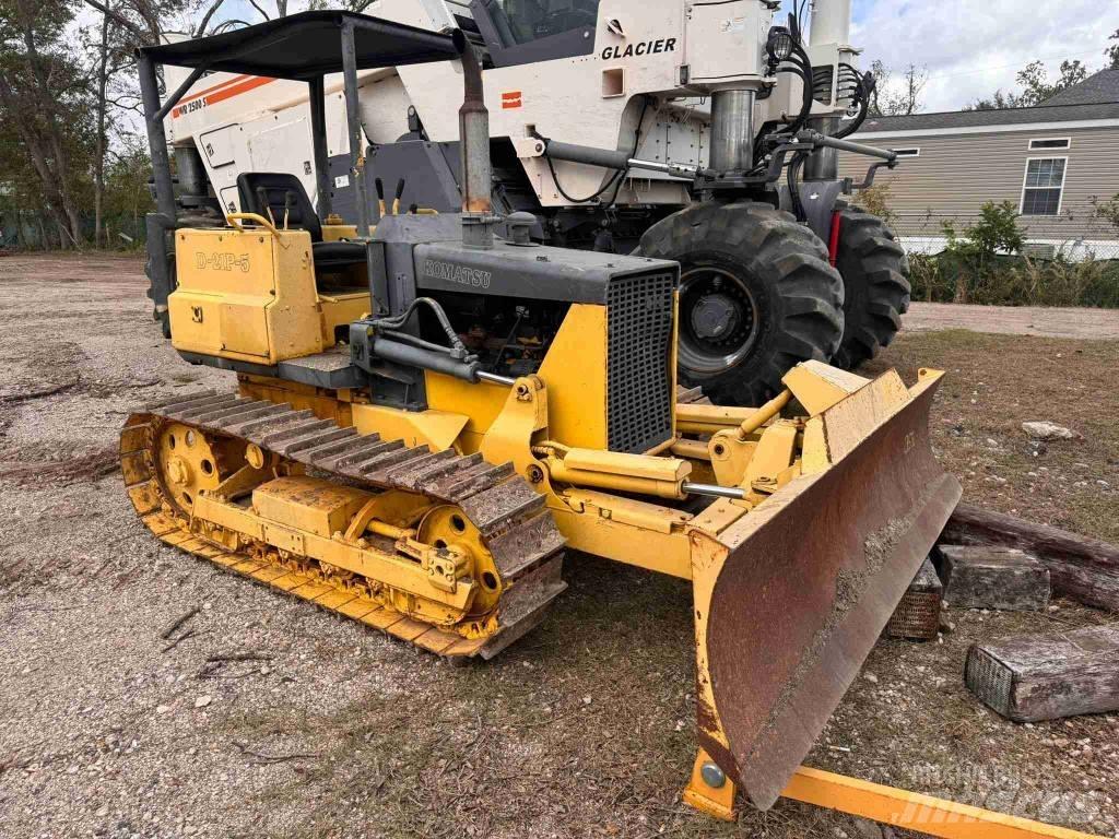 Komatsu D 21 P-5 Bouteurs sur chenilles