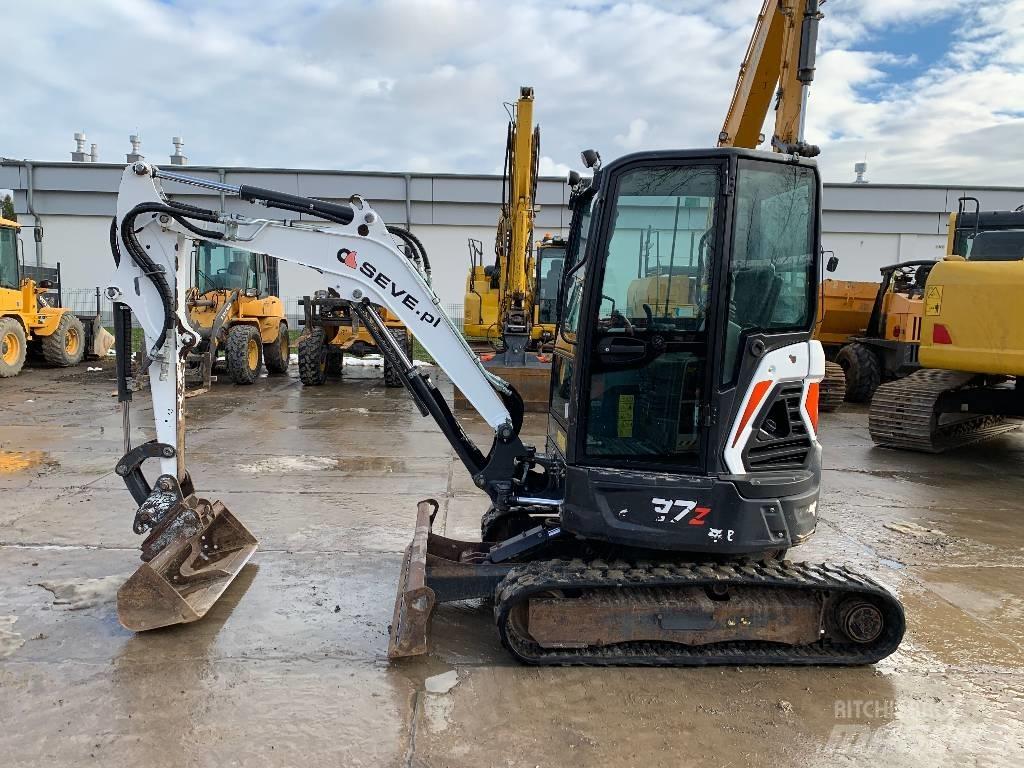 Bobcat E 27 Z Mini pelle < 7t