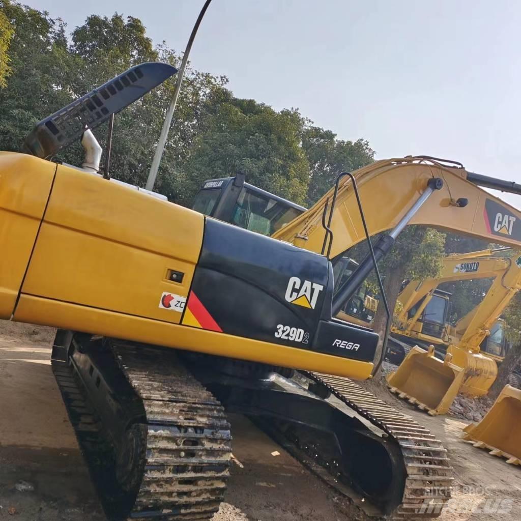 CAT 329 D Pelle sur chenilles
