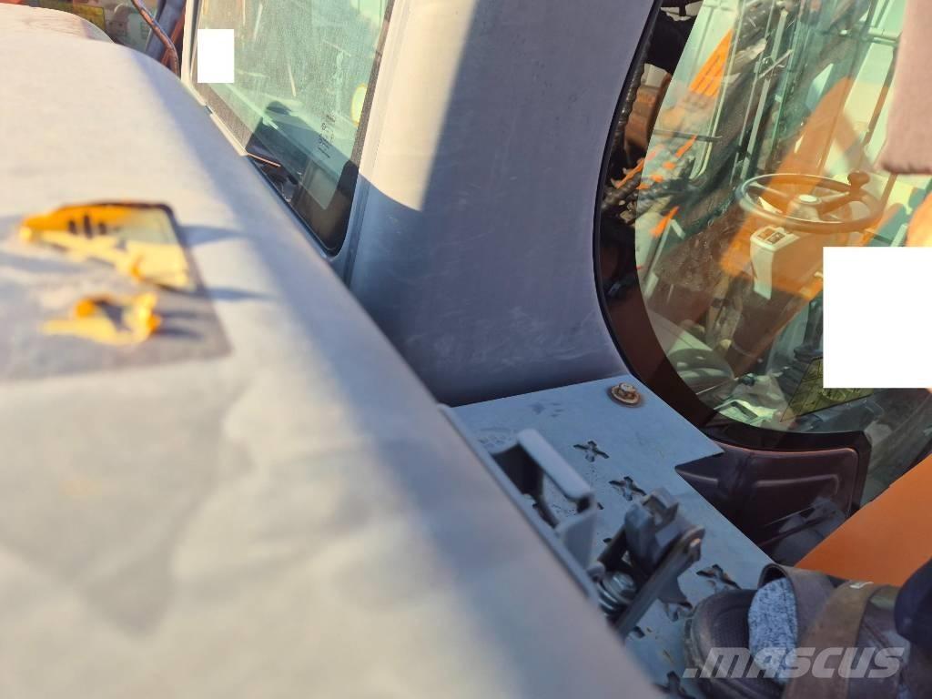 Doosan DX 170 W Pelle sur pneus