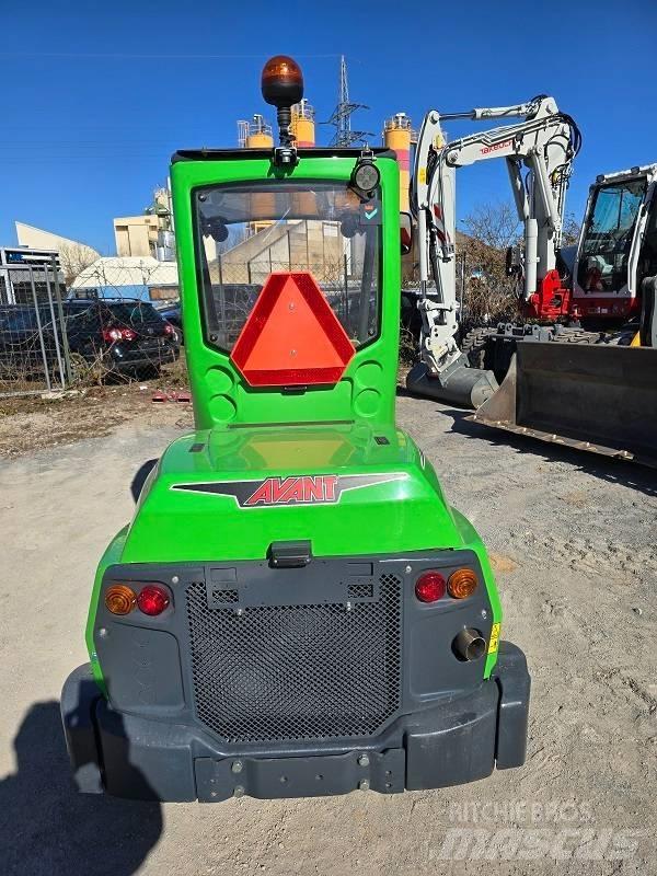 Avant 755 i Chargeuse compacte
