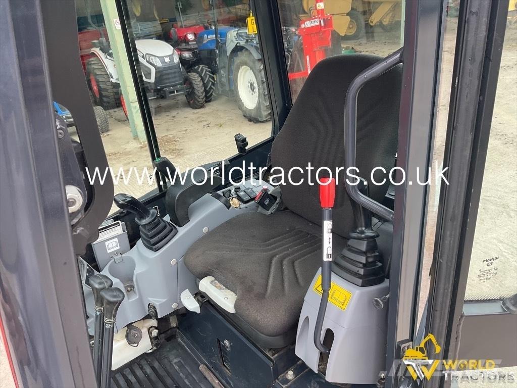 Kubota U 27-4 Mini pelle < 7t