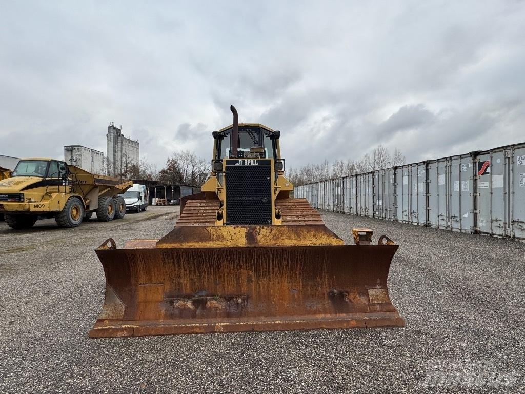 CAT D 5 M LGP Bouteurs sur chenilles