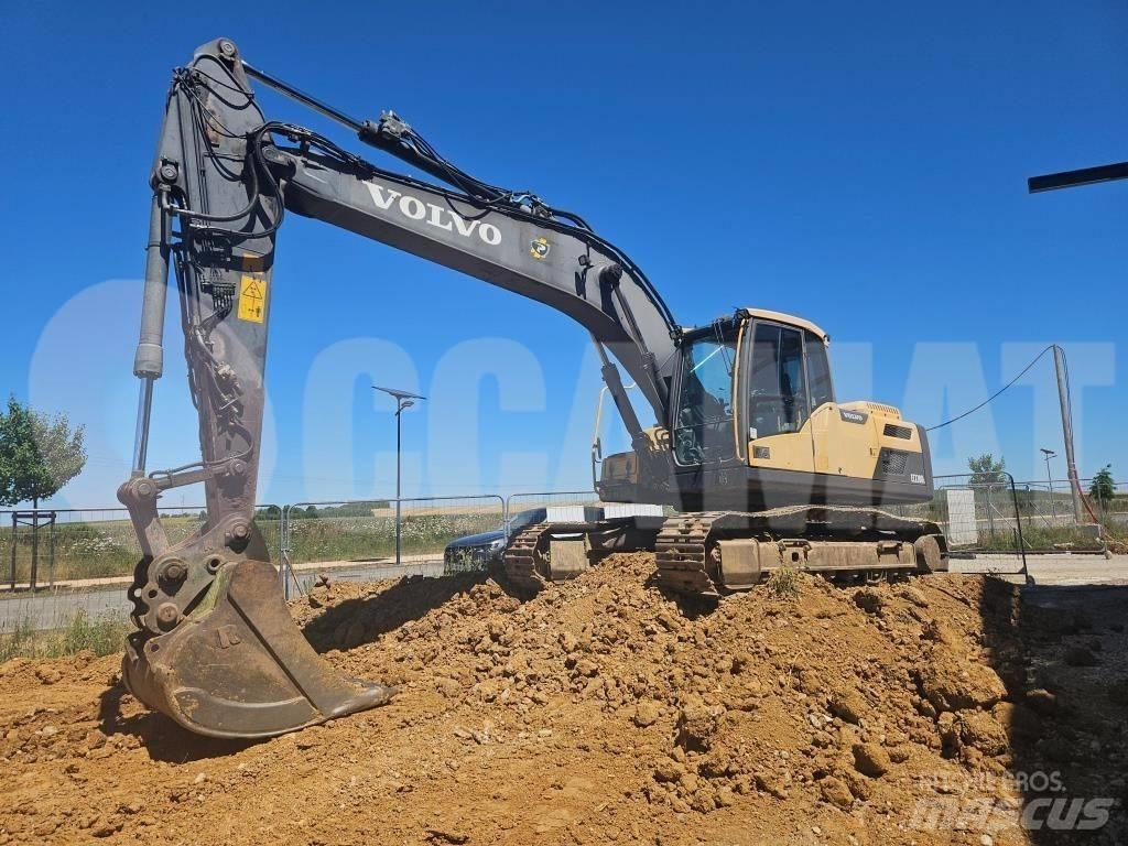 Volvo EC 220 DL Pelle sur chenilles