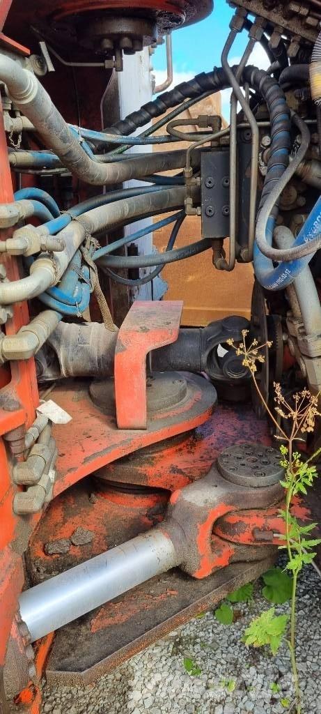 Sandvik LH 410 Chargeuses pour exploitations minières souterraines