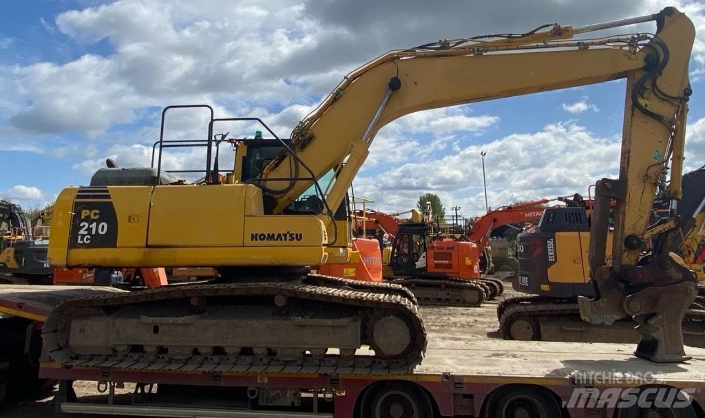Komatsu PC 210 LC Pelle sur chenilles