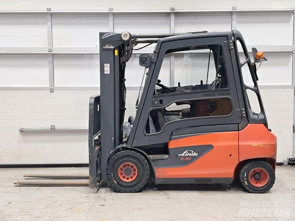 Linde E30-01 Chariots élévateurs électriques