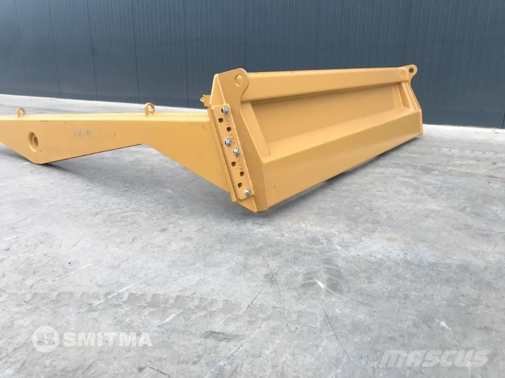 CAT 725 Hayons