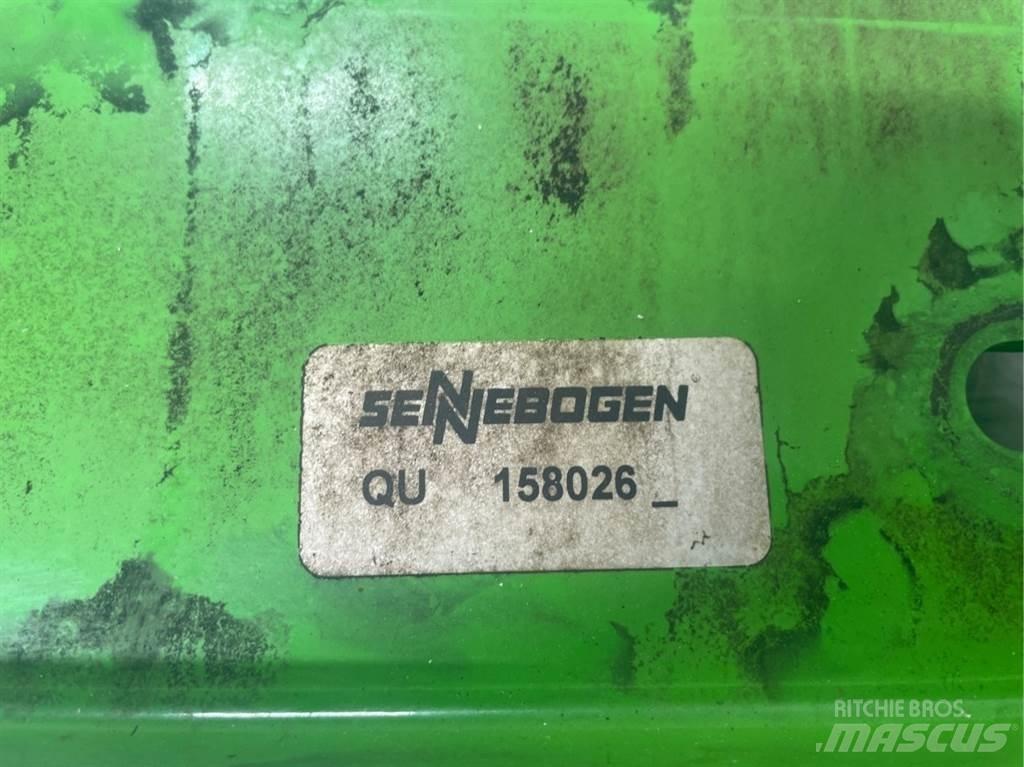 Sennebogen 158026 Châssis et suspension