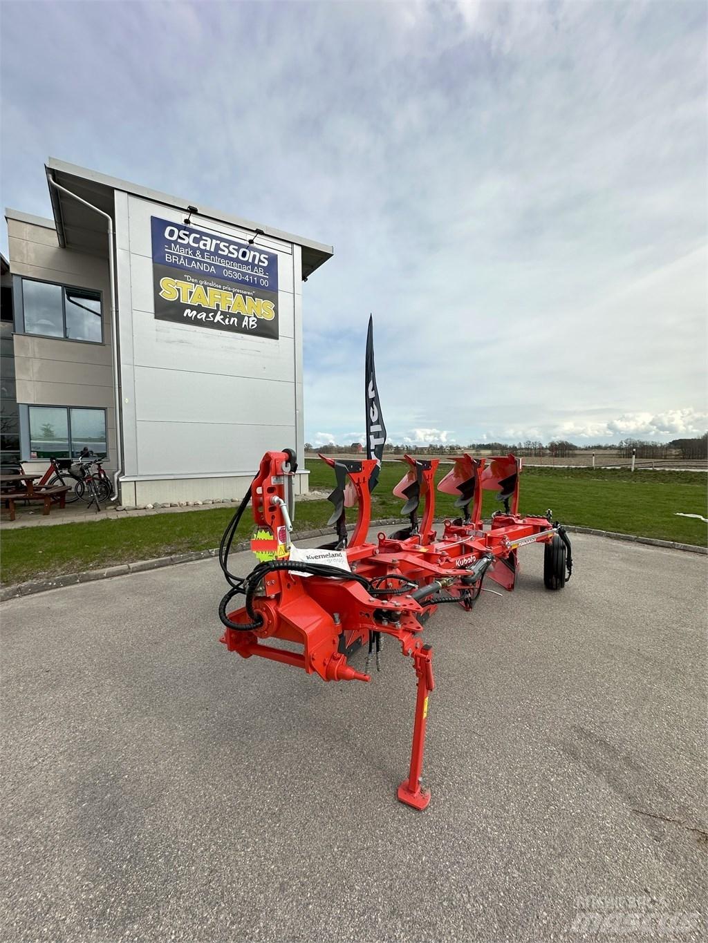 Kubota RM2005V Charrue réversible