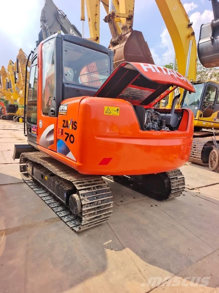 Hitachi ZAXIS70 Mini pelle < 7t