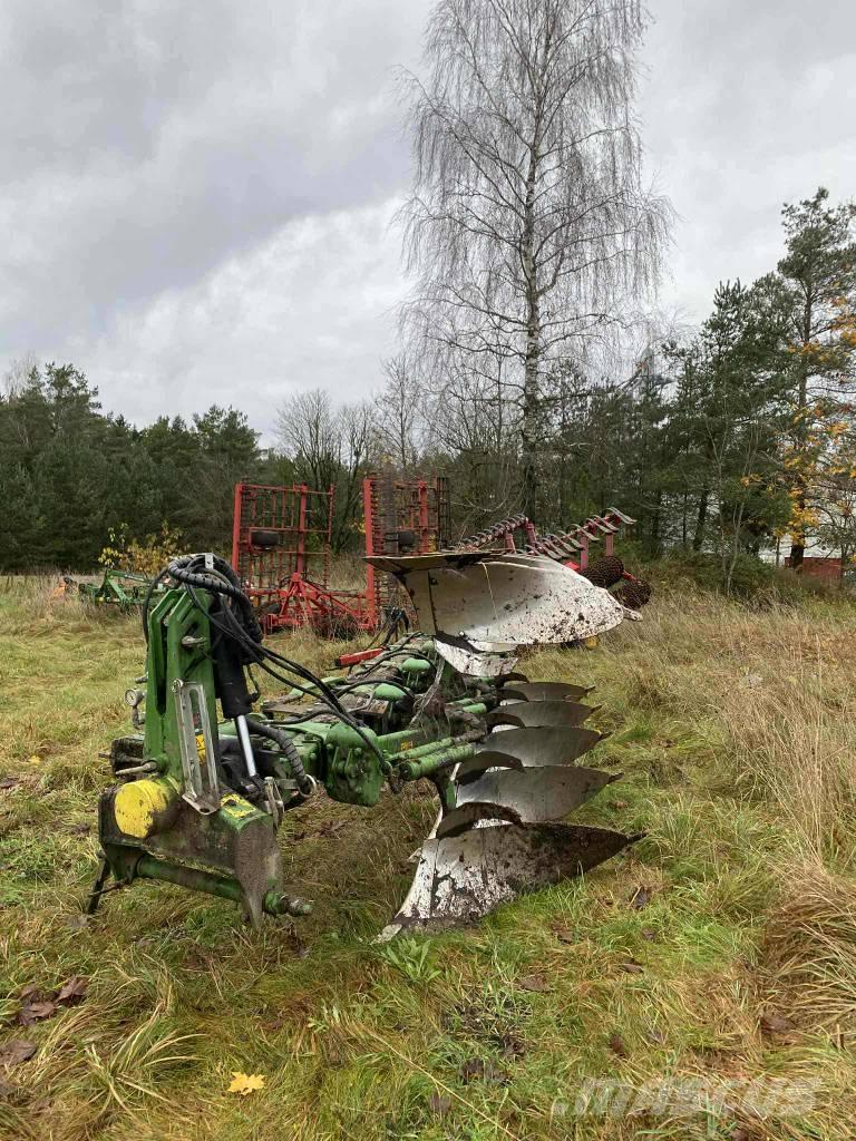 Amazone Cayros XS V Charrue réversible