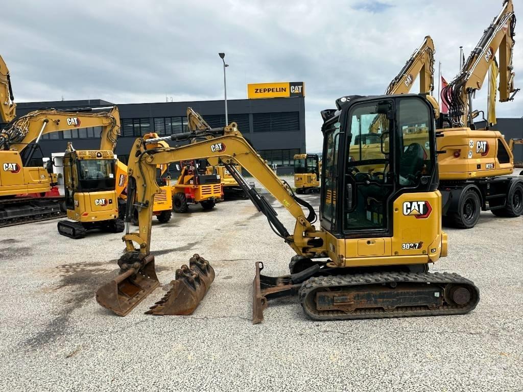 CAT 302.7 Mini pelle < 7t