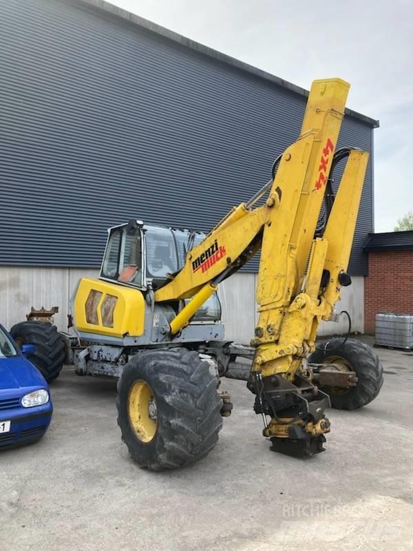 Menzi Muck A 91 Pelle spéciale