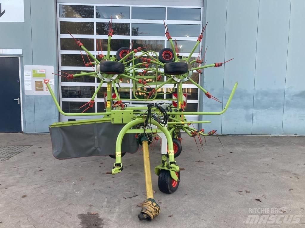 CLAAS Volto 1050 T Rateau faneur