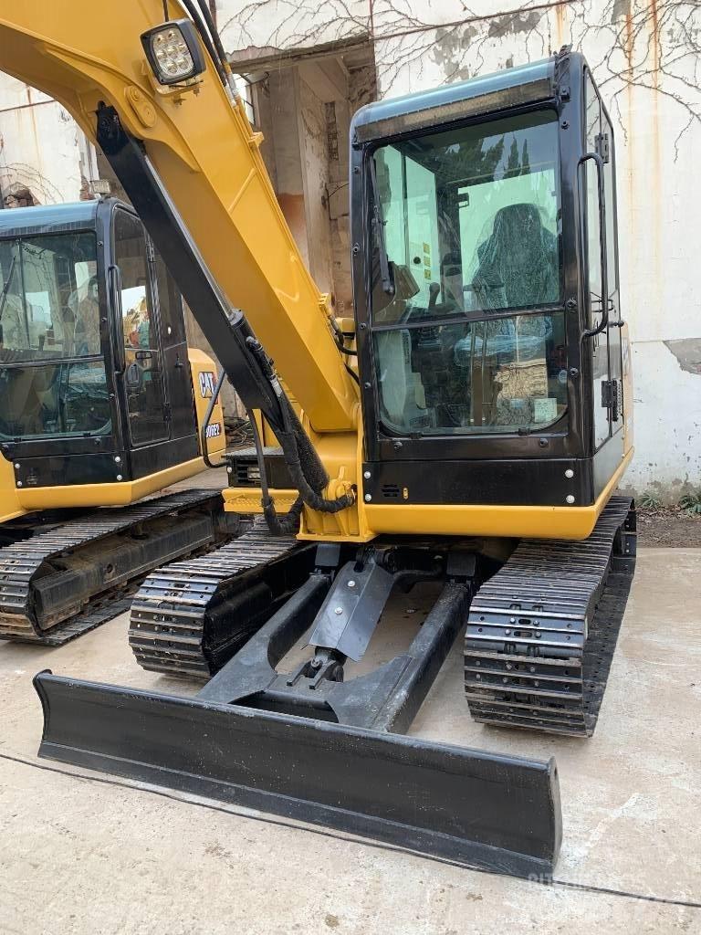 CAT 305.5E2 Pelle sur chenilles