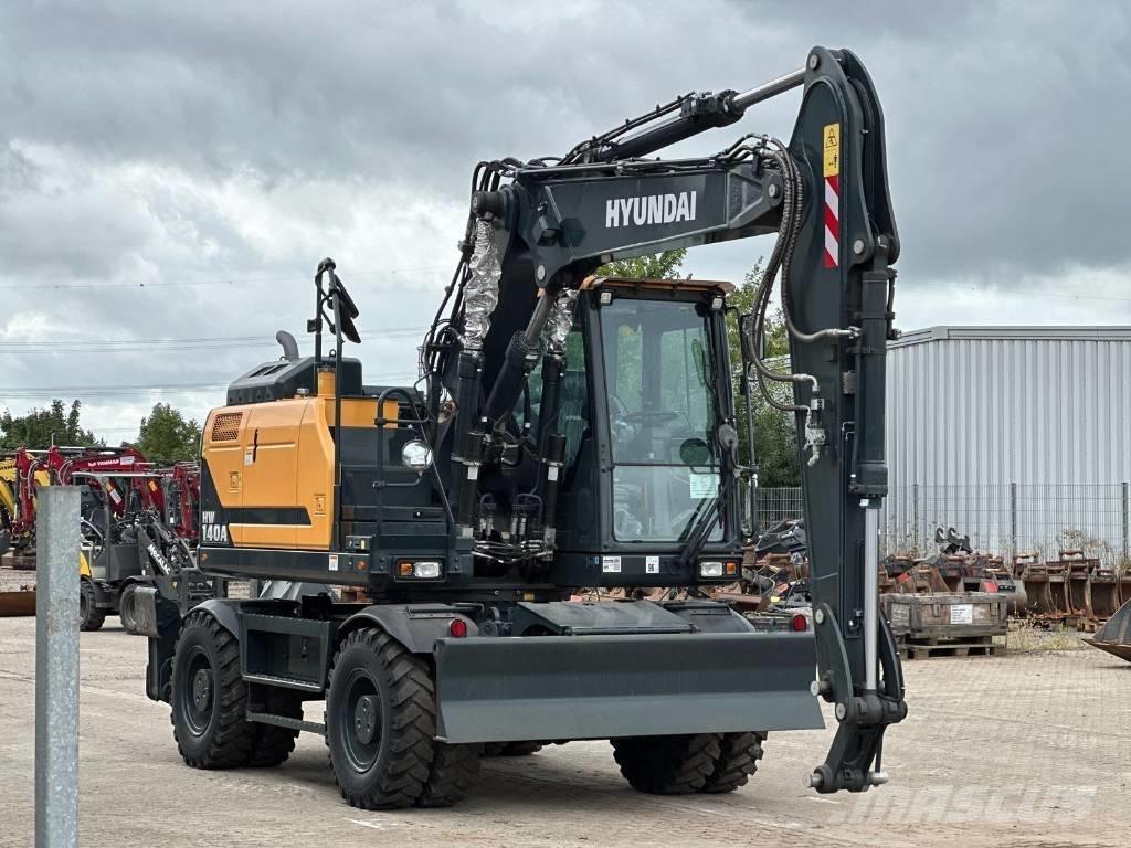 Hyundai HW 140 A Pelle sur pneus