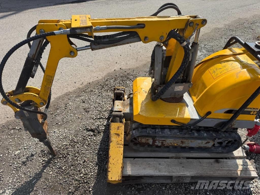 Brokk 40 Pelle de démolition