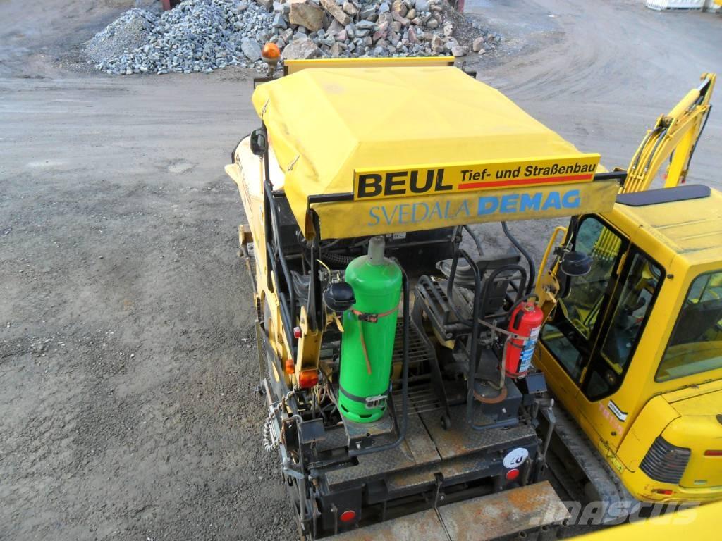 Demag DF 65 P Finisseur