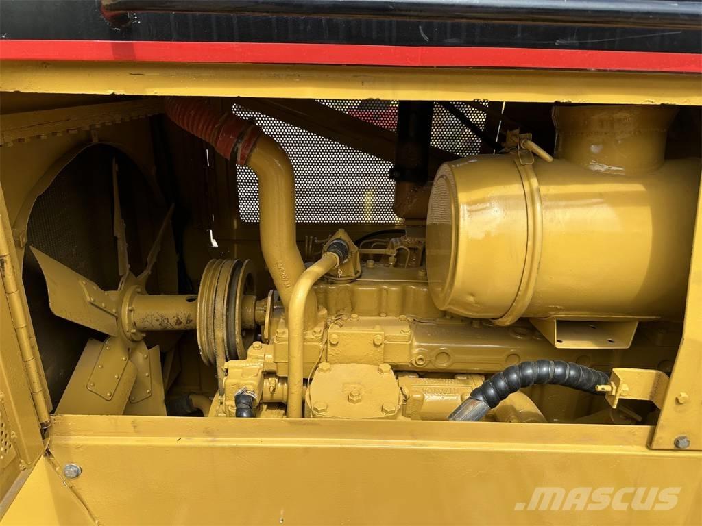 CAT D 6 G Bouteurs sur chenilles