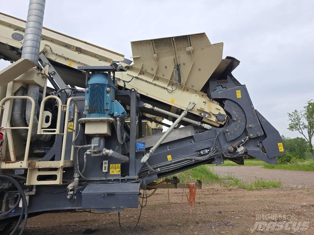 Metso LT 330D Concasseur mobile