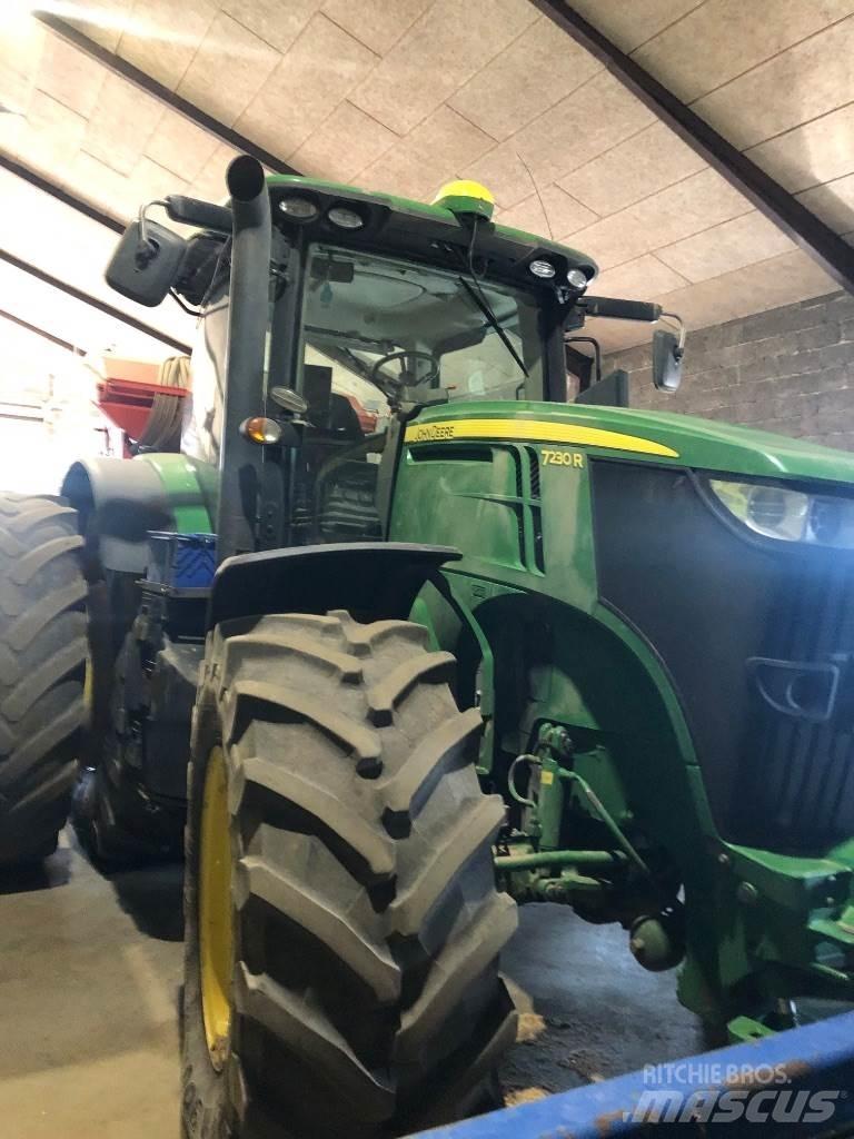 John Deere 7230 R Tracteur