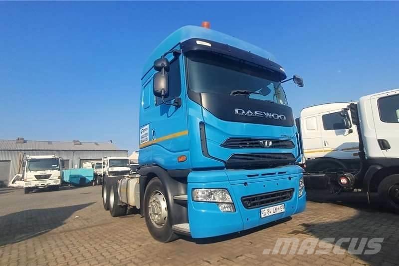 Daewoo KL3TX Autre camion