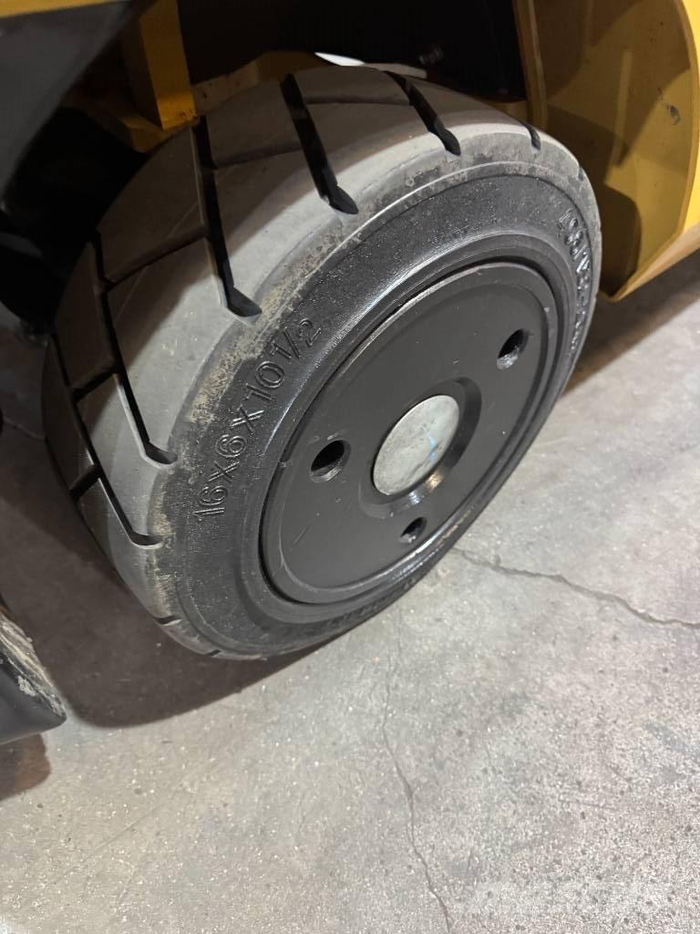 CAT 2C 5000 Autres Chariots élévateurs