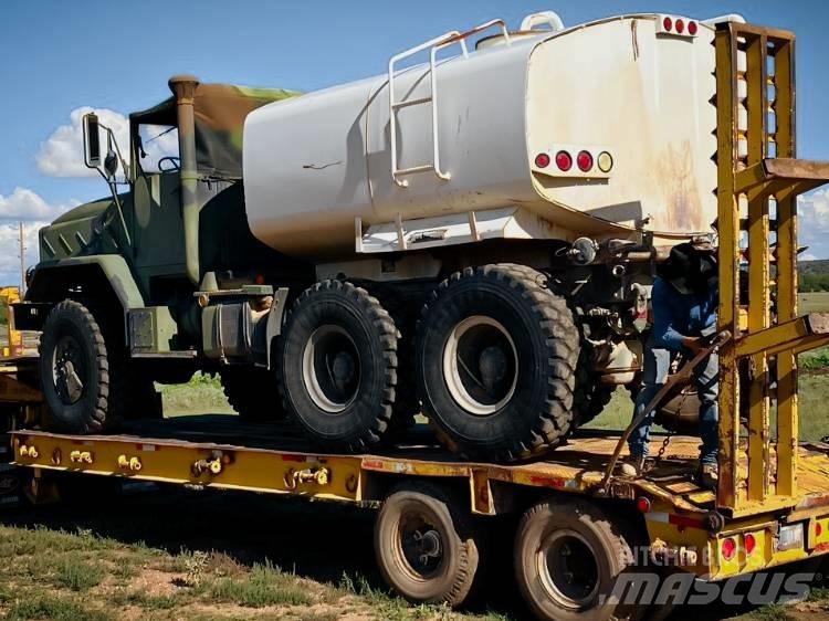 BMY M931A2 Camion citerne à eau