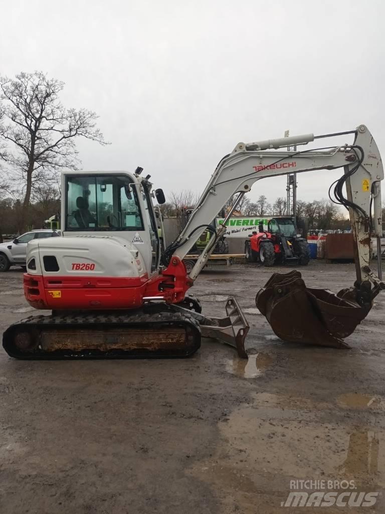 Takeuchi TB 260 Mini pelle < 7t