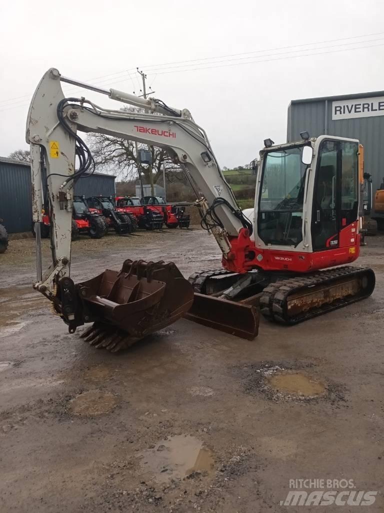 Takeuchi TB 260 Mini pelle < 7t