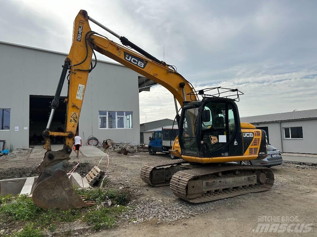 JCB JS 130 LC Pelle sur chenilles