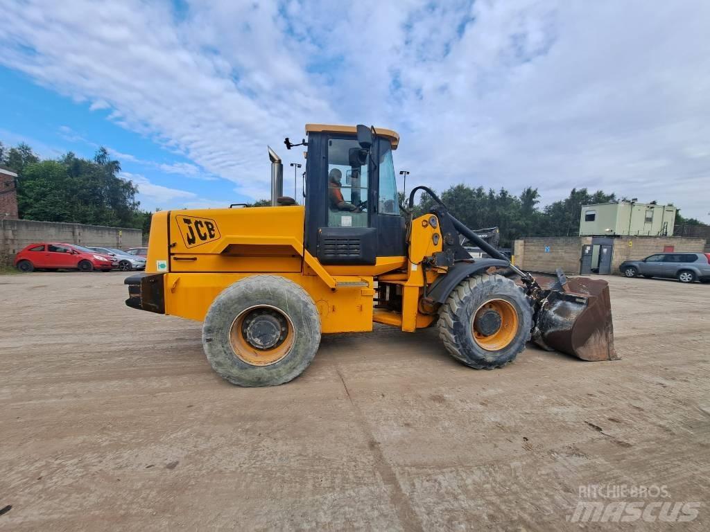 JCB 426 Chargeuse sur pneus