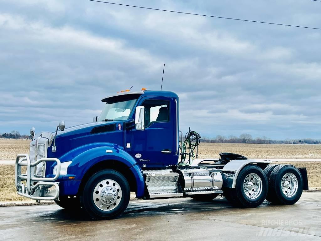 Kenworth T 880 Tracteur routier