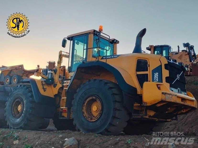Volvo L 220 G Chargeuse sur pneus
