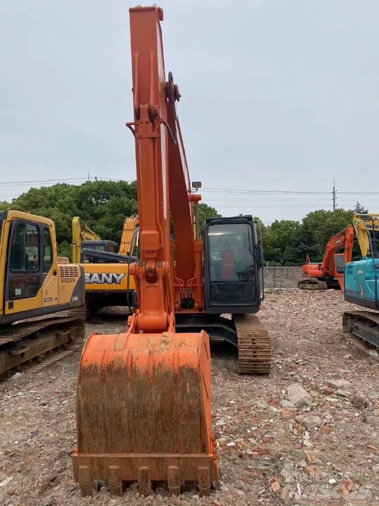 Hitachi ZX 120 Pelle sur chenilles