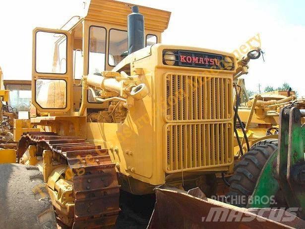 Komatsu d155a-1 Bouteurs sur chenilles