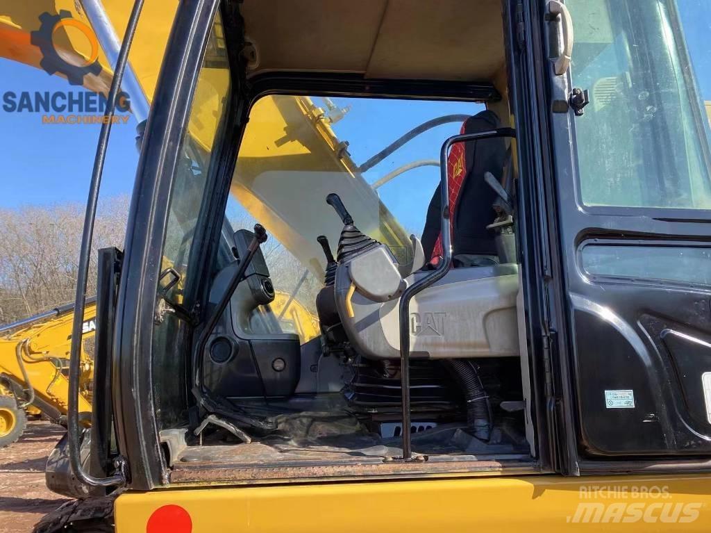CAT 325 D Pelle sur chenilles