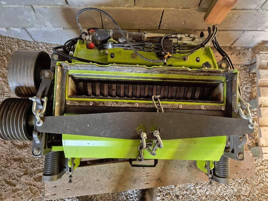 CLAAS Jaguar 960 4WD Ensileuse automotrice