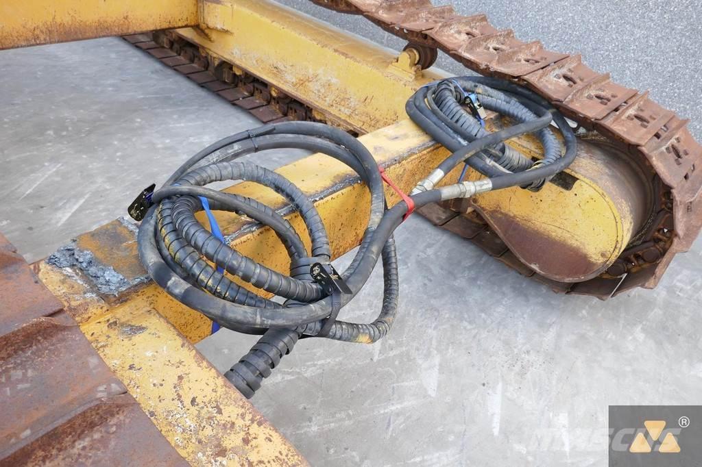 Delta Track set Pneus, roues et jantes