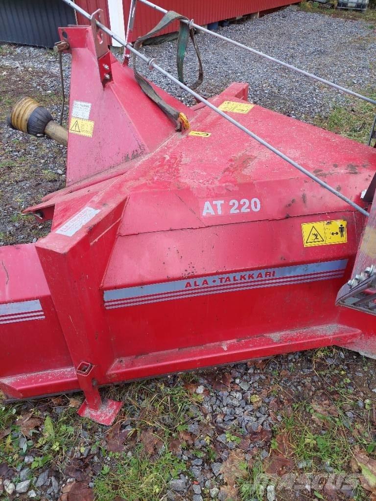 Ala-talkkari AT 220 Souffleuse à neige