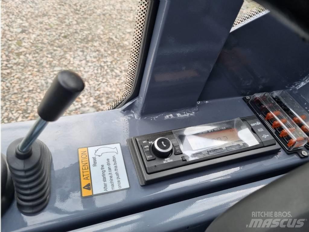 VM Loader 1026 LXC Mini chargeuse